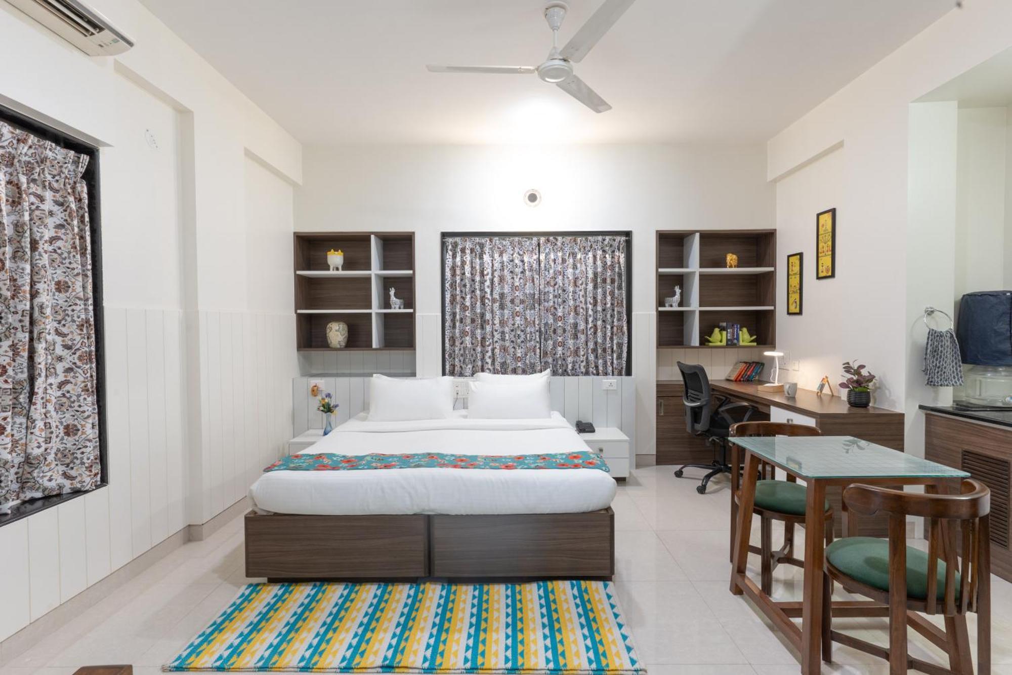Deluxe Double or Twin Room